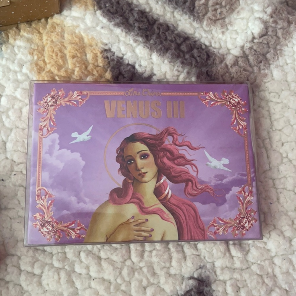Brand new Venus 3 pallete